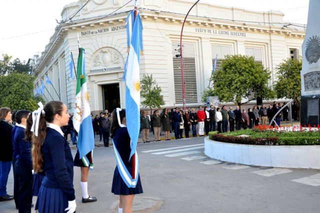 El acto por el D a de la Bandera ser el martes a las 9